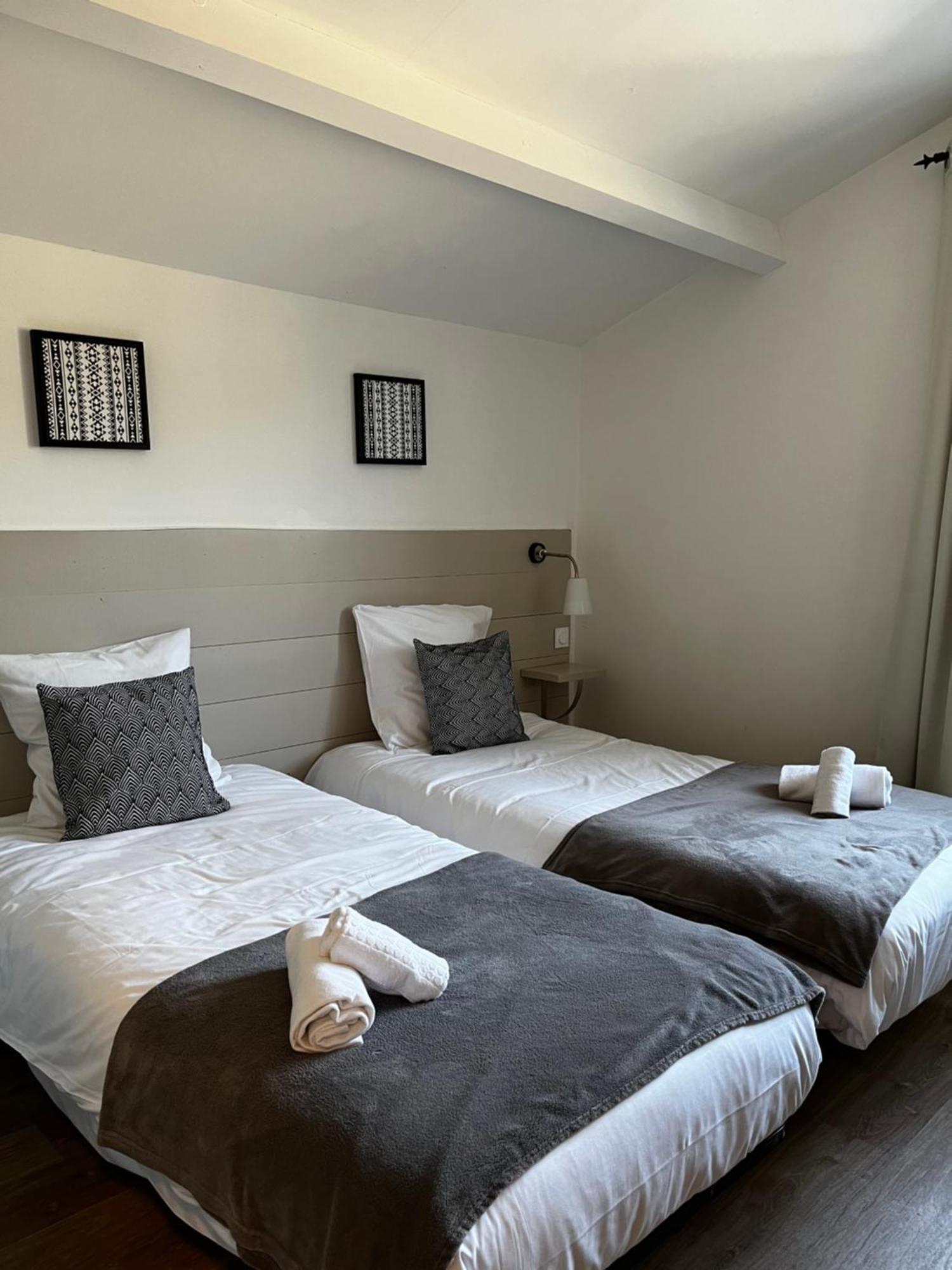 Hotel Cote Et Lac Biscarrosse Bagian luar foto